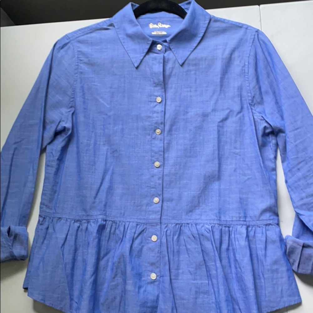 LIKE NEW Lilly Pulitzer Blue Button Down Top
